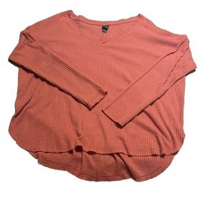 Wild Fable Coral long sleeve thermal v-neck shirt